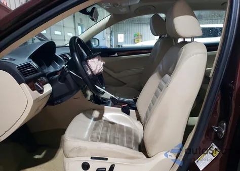 2012 Volkswagen Passat Sel z USA, uszkodzony, nr VIN 1VWCN7A32CC108071